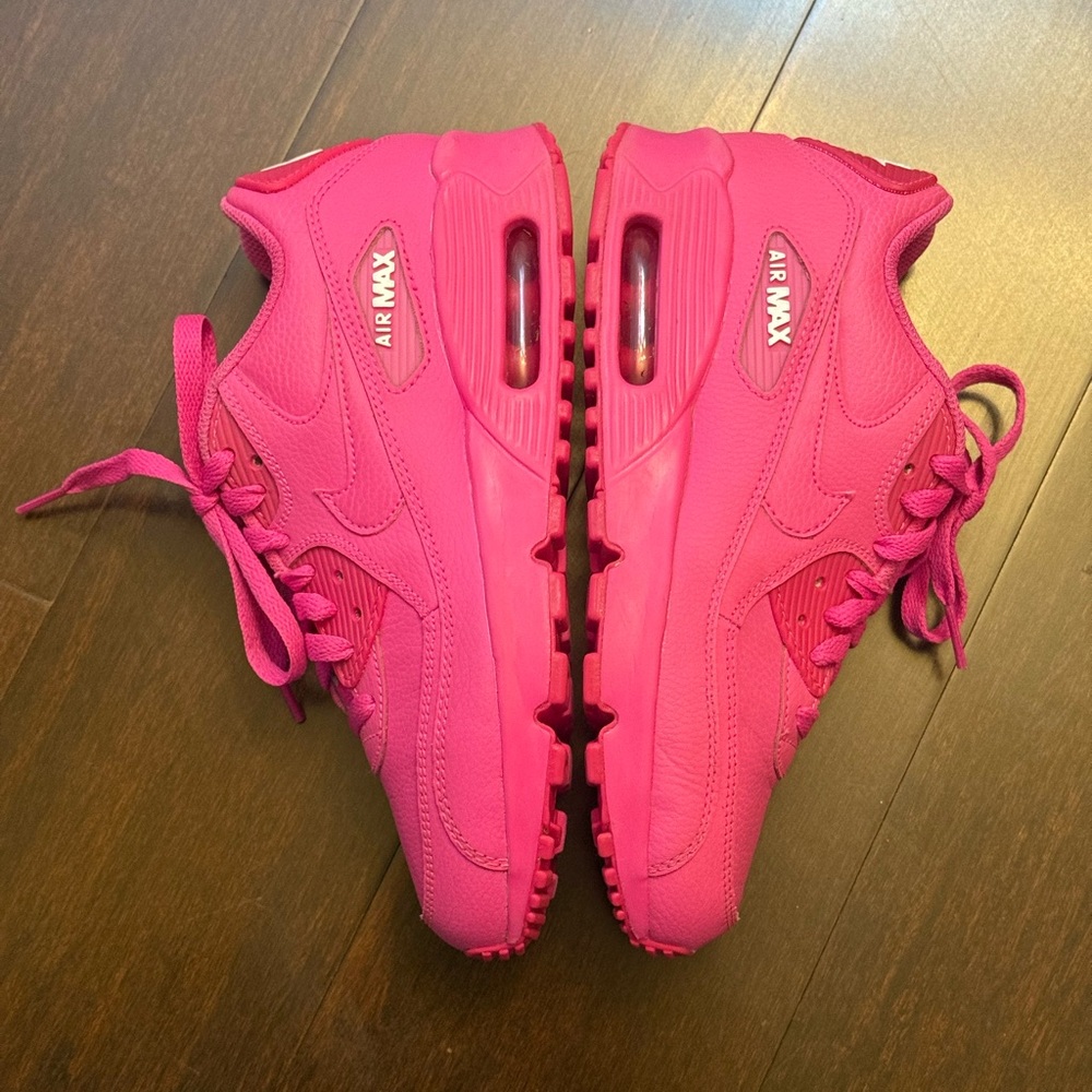 Nike Air Max 90 GS Fuchsia Sneakers Size: 4Y/5.5 Women’s - Picture 2 of 7